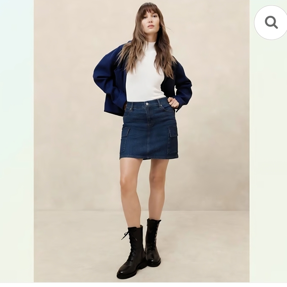 Banana Republic Denim Cargo Mini Skirt Size 10 - Picture 3 of 12